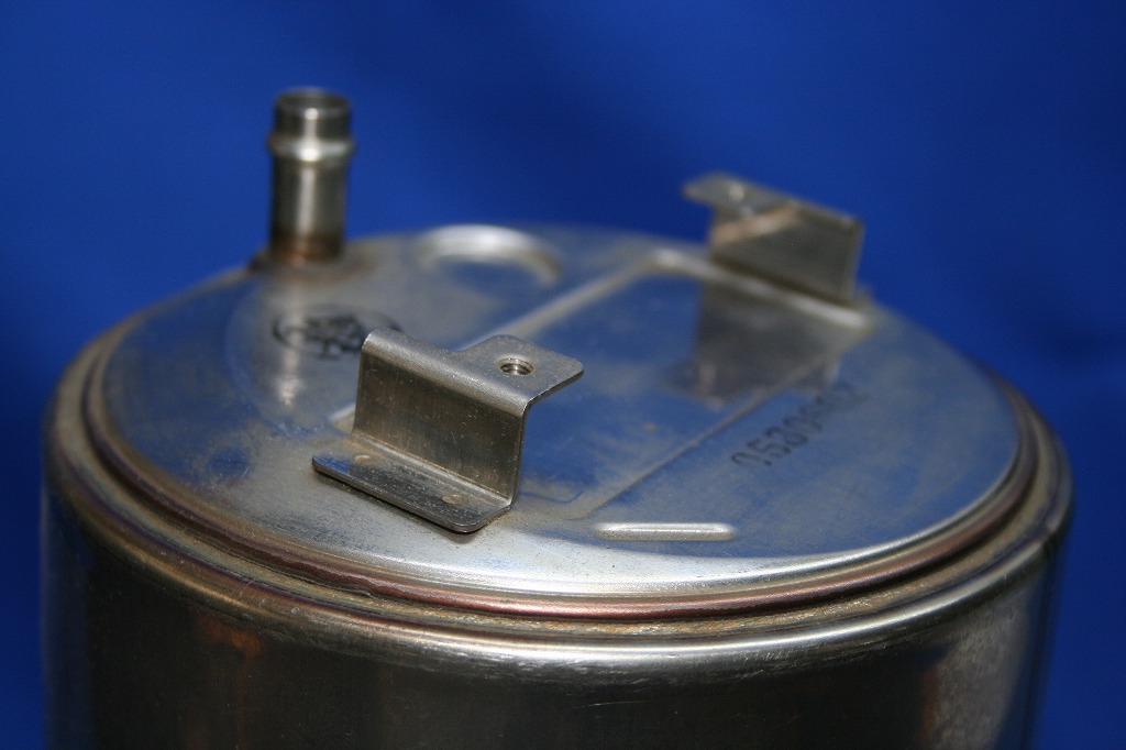 電気ポット湯沸しタンク取り付け金具のプロジェクション溶接