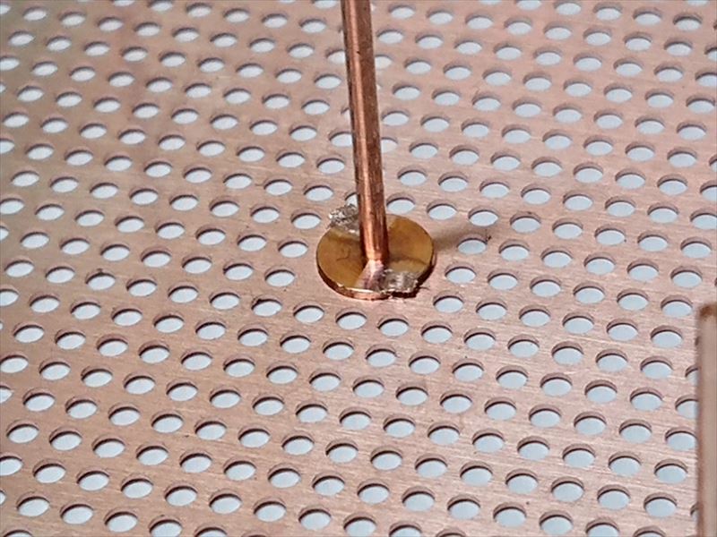 銅のスポット溶接　（無酸素銅 t=0.3)画像